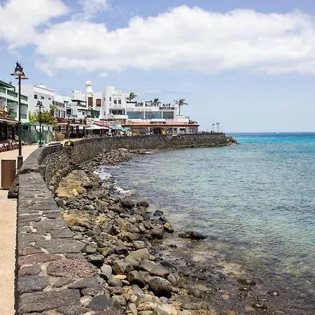 Apartamento En Playa Blanca Centro アパート